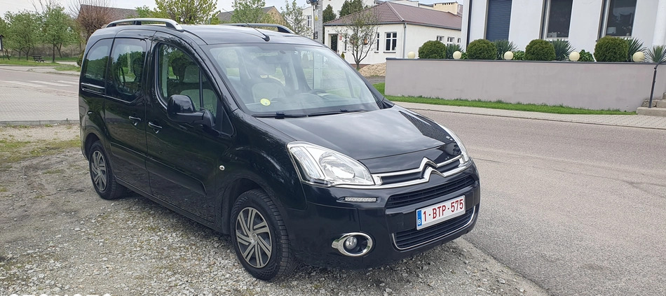 Citroen Berlingo cena 27900 przebieg: 212000, rok produkcji 2013 z Wadowice małe 56